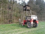 Brigáda - stavba mostku u prostřední kazatelny pod Horou 1. - 4. dubna 2014